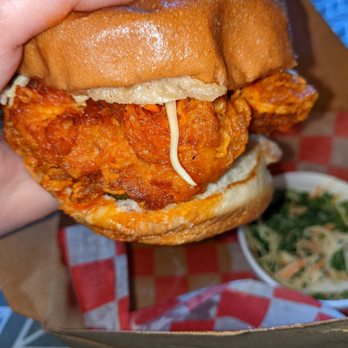 Underdog Hot Chicken - The chicken from this sandwich... Oh my goodness!!! It is super juicy and love how the buns are not just regular buns - Chicken Wings Near Me - Boston, Massachusetts Underdog Hot Chicken - The chicken from this sandwich... Oh my goodness!!! It is super juicy and love how the buns are not just regular buns - Chicken Wings Near Me - Boston, Massachusetts