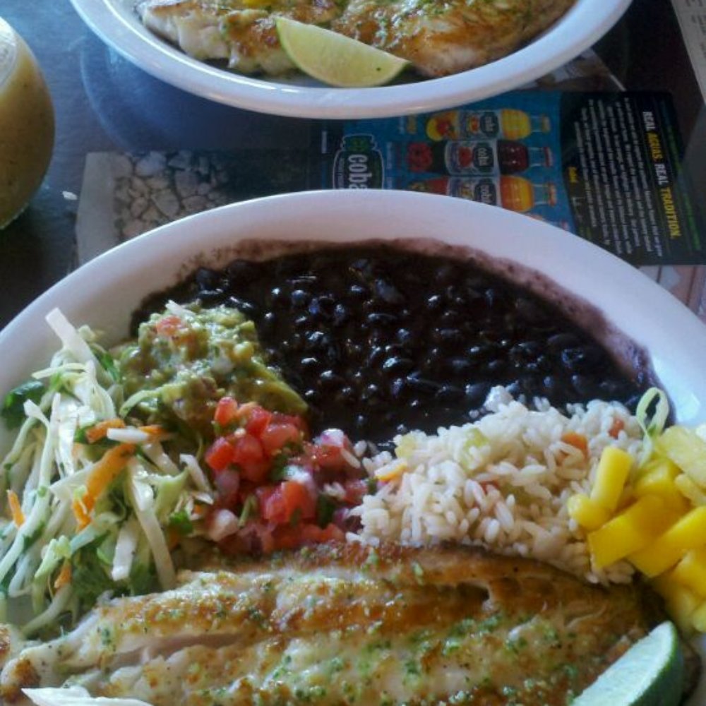 Café Capistrano - Fish taco plate. - American Near Me - Half Moon Bay, California