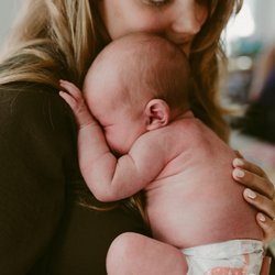 Hearth and Home Midwifery - In Home Postpartum Care