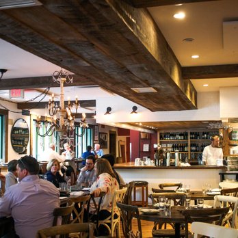 Kid Cashew - Interior - Mediterranean Near Me - Charlotte, North Carolina