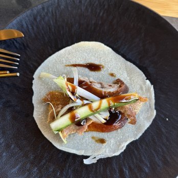 Jing Chinese Restaurant - Peking duck wrap - Chinese Near Me - Toronto, Ontario