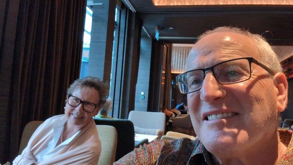 Grand Copthorne Waterfront Hotel by null