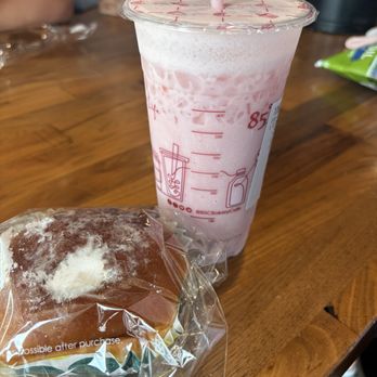 85°C Bakery Cafe-Jurupa Valley - Dulce de leche iced - Bakeries Near Me - Jurupa Valley, California 85°C Bakery Cafe-Jurupa Valley - Dulce de leche iced - Bakeries Near Me - Jurupa Valley, California