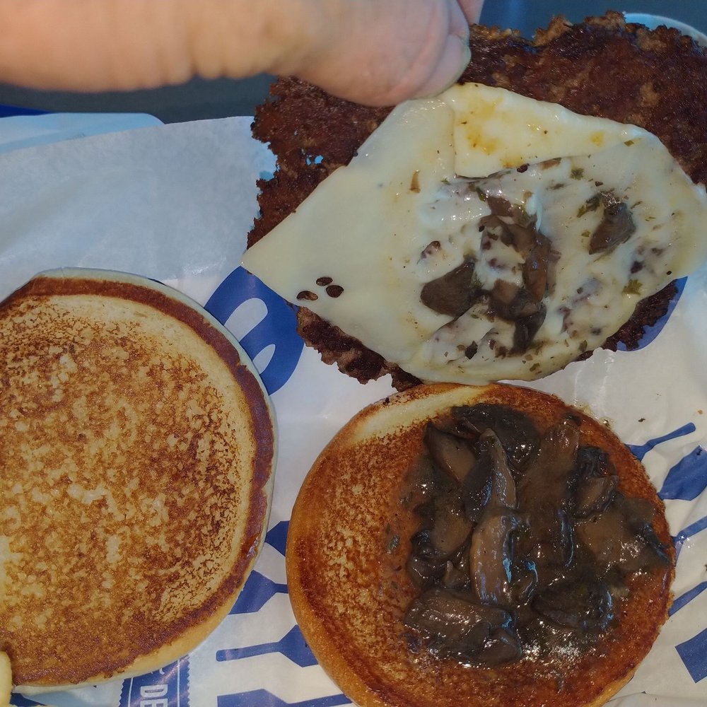 Culver's - I get we our in a recession but, is there anyway I can get some mushrooms with my Swiss and mushroom so called burger - Burgers Near Me - Haines City, Florida Culver's - I get we our in a recession but, is there anyway I can get some mushrooms with my Swiss and mushroom so called burger - Burgers Near Me - Haines City, Florida