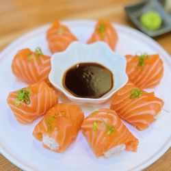 Heemo Sushi-Chino Hills - Salmon roll