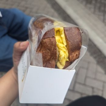 Egg Club Wellesley - Breakfast & Brunch Near Me - Toronto, Ontario Egg Club Wellesley - Breakfast & Brunch Near Me - Toronto, Ontario