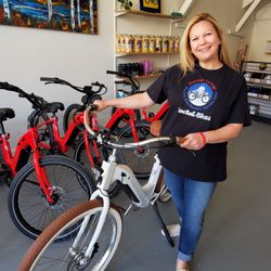 inclinE-Bikes