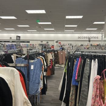 Nordstrom Rack - Shoe Stores Near Me - Folsom, California