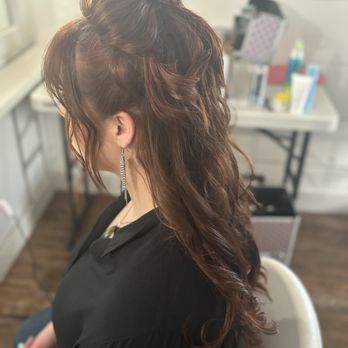 Tristann - Posare Salon - Hair Salons Near Me - Henderson, Nevada Tristann - Posare Salon - Hair Salons Near Me - Henderson, Nevada