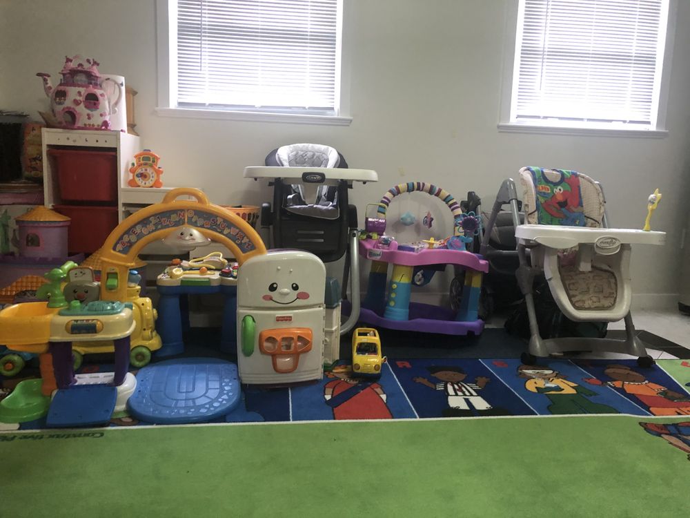 Lily Home Day Care - childcare center in Franconia, VA