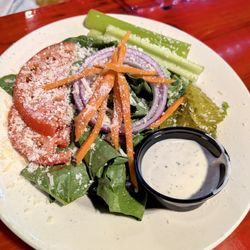 RedBones Raw Bar & Seafood Grill - Side salad with ranch dressing
