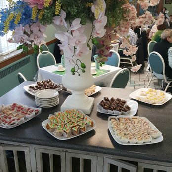 Greenhouse Inn - Breakfast & Brunch Near Me - Chicago, Illinois Greenhouse Inn - Breakfast & Brunch Near Me - Chicago, Illinois