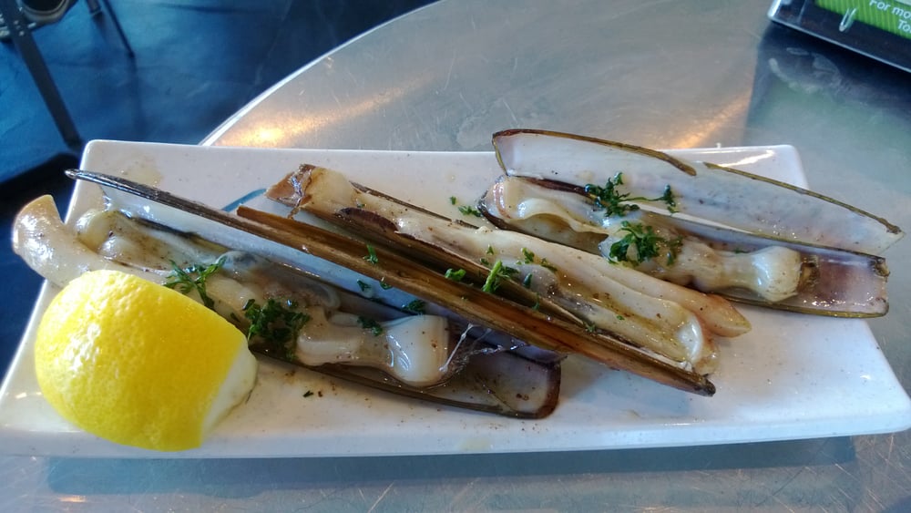Big T's Seafood Market Bar