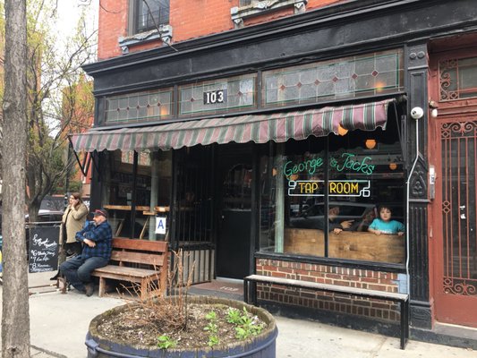 George & Jack's Tap Room by null