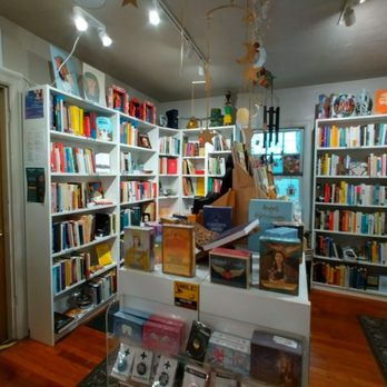 Spiral Circle Bookstore & More - Bookstores Near Me - Orlando, Florida