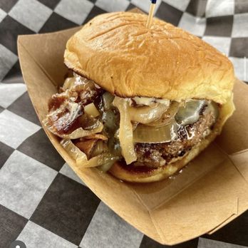 Al's Burger Shack - Burgers Near Me - Chapel Hill, North Carolina