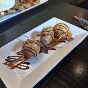 Hootch and Banter - Beef Wellington - New American Near Me - Frederick, Maryland