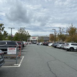 Costco - Costco carpark & store