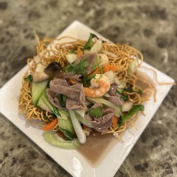 Pho Tan - Crispy egg noodle with beef that is so good - Vietnamese Near Me - Poway, California