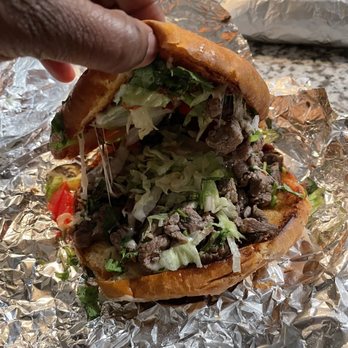 Tacos de Don Ramon - Jam packed with meat, light lettuce and tomatoes. I asked for cilantro on mine as well! - Food Trucks Near Me - Groveland, Florida Tacos de Don Ramon - Jam packed with meat, light lettuce and tomatoes. I asked for cilantro on mine as well! - Food Trucks Near Me - Groveland, Florida