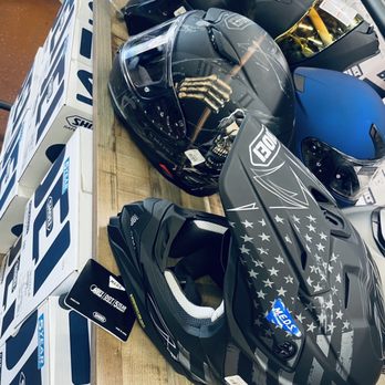 Cycle Gear - Selecting this but still deciding. - Motorcycle Gear Near Me - Fairfield, California Cycle Gear - Selecting this but still deciding. - Motorcycle Gear Near Me - Fairfield, California
