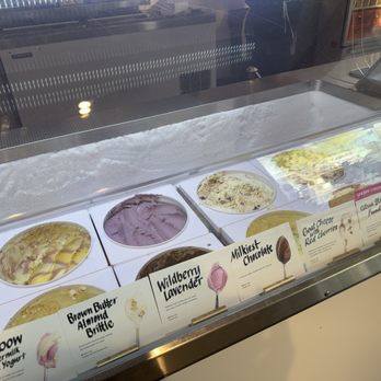 Jeni's Splendid Ice Creams - All the choices - Ice Cream & Frozen Yogurt Near Me - Scottsdale, Arizona Jeni's Splendid Ice Creams - All the choices - Ice Cream & Frozen Yogurt Near Me - Scottsdale, Arizona