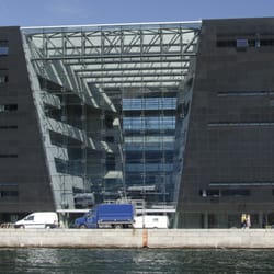 Dronningesalen i Det Kongelige Bibliotek - Det Kongelige Bibliotek (The Black Diamond), from the canal