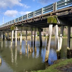 Something In The Way Bridge - Over the muddy banks of the Wishkah River