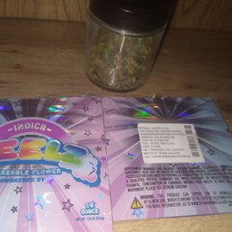 Holiday special 10 dollars an eighth. Not bad for the price. Holiday special 10 dollars an eighth. Not bad for the price.