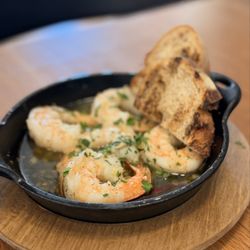 Happy Hour: shrimp