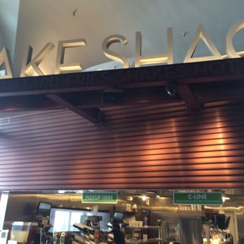 Shake Shack Union Station - Signage - Burgers Near Me - Washington, DC, District of Columbia Shake Shack Union Station - Signage - Burgers Near Me - Washington, DC, District of Columbia