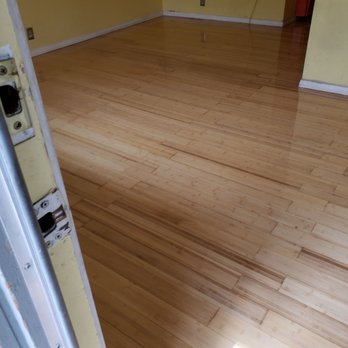 Diaz Hardwood Floor - Bedroom - Flooring Near Me - Lawndale, California Diaz Hardwood Floor - Bedroom - Flooring Near Me - Lawndale, California