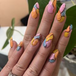 Nails by Linda