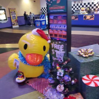 Regal Palmetto Grande - Cinema Near Me - Mount Pleasant, South Carolina