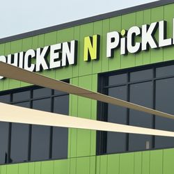 Chicken N Pickle