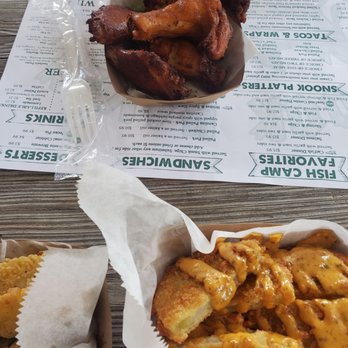 Snook Haven - Fried green tomatoes and smoked chicken wings - Barbeque Near Me - Venice, Florida Snook Haven - Fried green tomatoes and smoked chicken wings - Barbeque Near Me - Venice, Florida