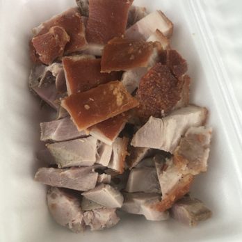 再興燒臘飯店 - $150 HKD for a huge amount of Siu Yuk - Cantonese Near Me - Hong Kong, HK