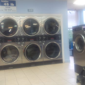 Mama's Laundromat - Laundromat Near Me - Alexandria, Virginia