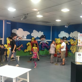 Haribo - Candy Stores Near Me - Bonn, NW