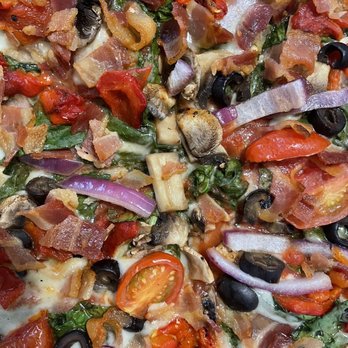 Pizza USA - Vegetarian pizza with bacon - Pizza Near Me - Bellflower, California Pizza USA - Vegetarian pizza with bacon - Pizza Near Me - Bellflower, California