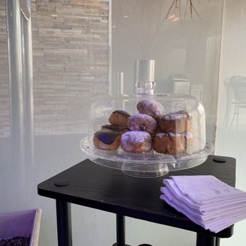 Hotel Le Bleu - Donuts in lobby - Hotels Near Me - Brooklyn, New York