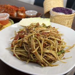 Lao Thai Asian Street Food - Lao Papaya Salad