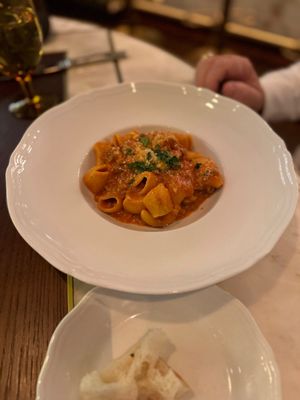 Caramá by Wolfgang Puck by null