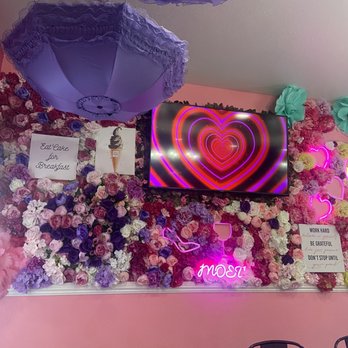 LE COCO - Desserts Near Me - Downey, California LE COCO - Desserts Near Me - Downey, California