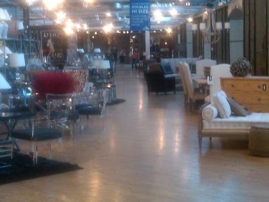 HD Buttercup Design Center by null