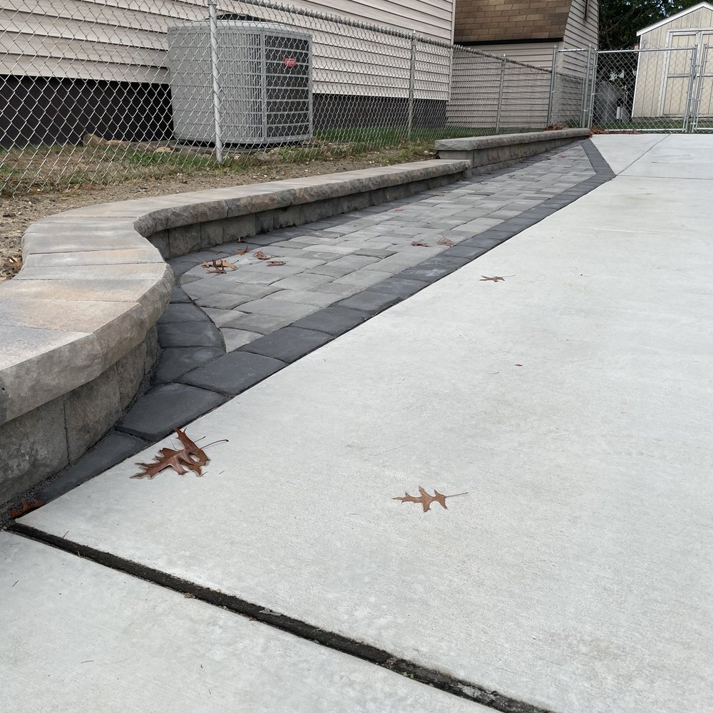 Gill's Landscaping - Driveway - Landscaping Near Me - Mullica Hill, New Jersey Gill's Landscaping - Driveway - Landscaping Near Me - Mullica Hill, New Jersey