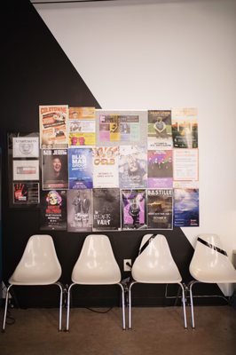 Birds Barbershop by null