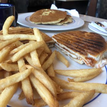 Atlantic Diner - Chicken marinara panini - American Near Me - Richmond Hill, New York