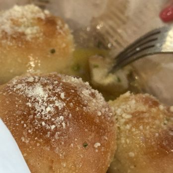 Primo's Pizza & Pasta - Garlic rolls were a bit over baked. - Pizza Near Me - Miramar, Florida