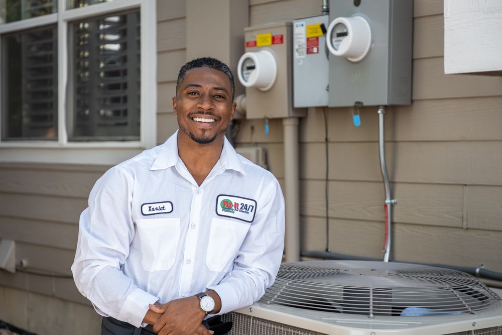 Slide of Fix-it 24/7